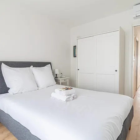 別荘 Stunning Beachfront With Parking ロクブリュヌ＝カップ＝マルタン