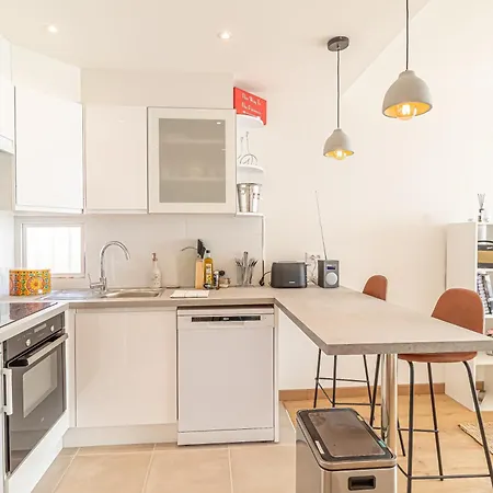 別荘 Stunning Beachfront With Parking ロクブリュヌ＝カップ＝マルタン