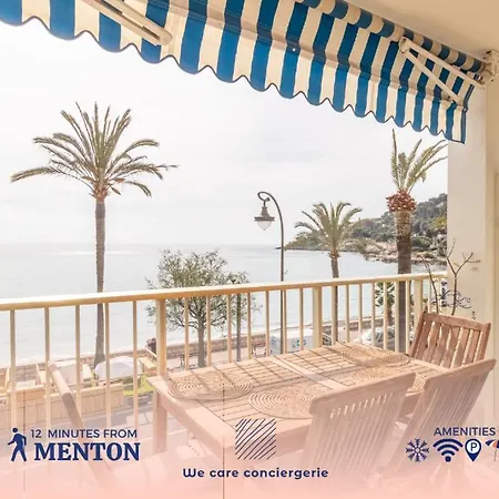 Stunning Beachfront With Parking ロクブリュヌ＝カップ＝マルタン